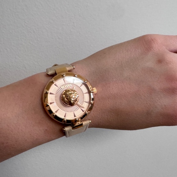 $275 Versus Versace Womens  Rose Gold /Beige 36mm Genuine Strap Fashion Watch - Picture 3 of 11